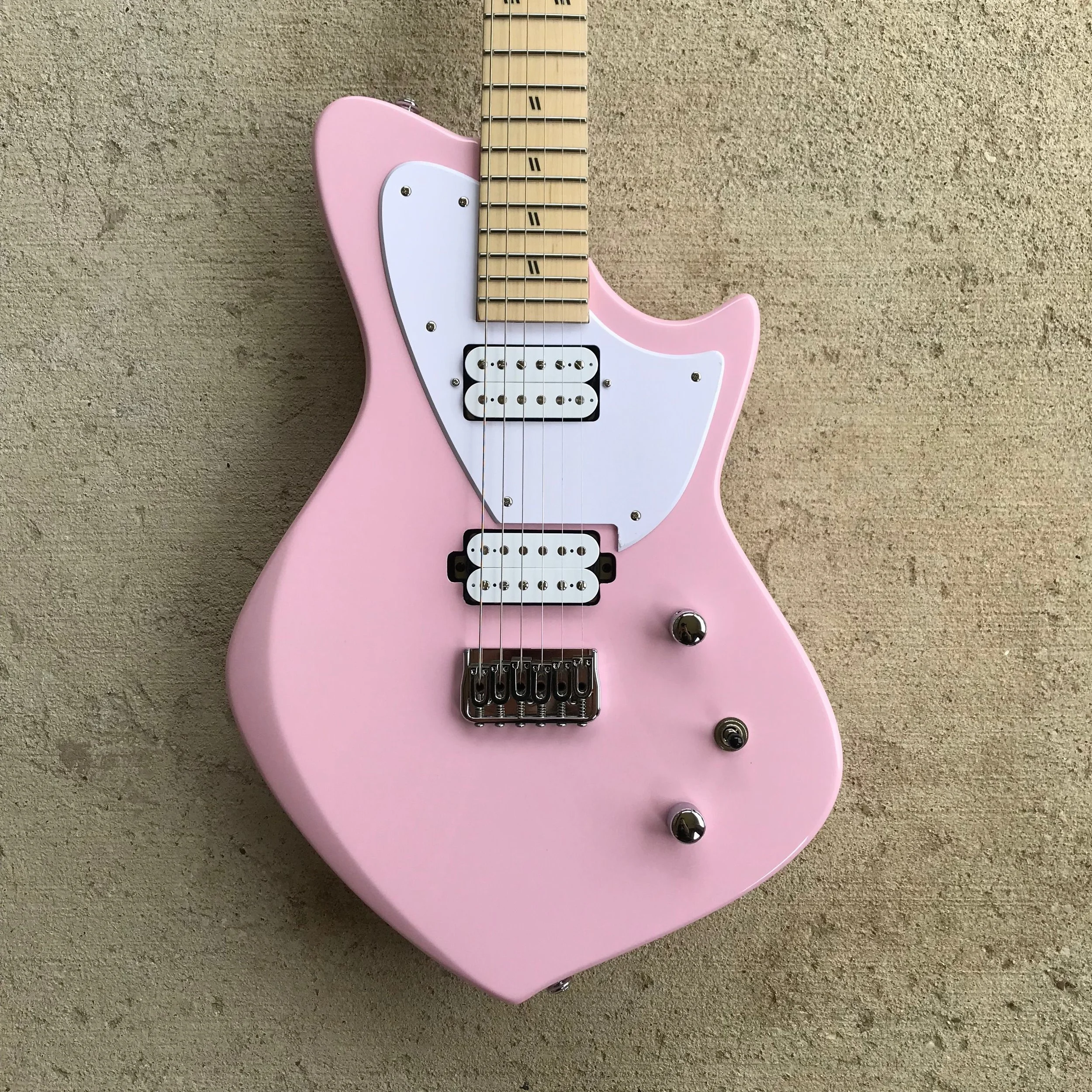 ロザリー・ストラス ボレアル Meet The Models - Learn About Boutique Custom Sully Guitars